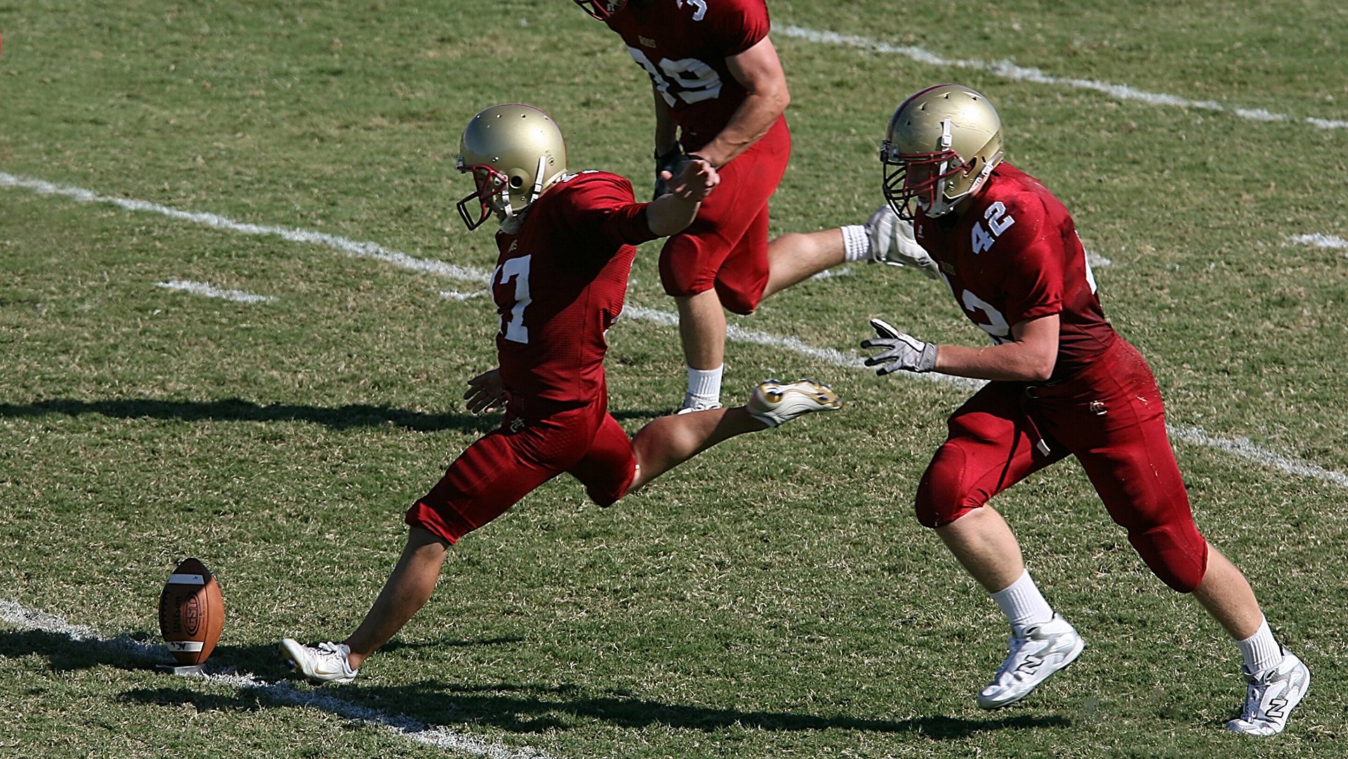 德甲签约高潮:多豪门纷纷补充中场和锋线,德甲收官